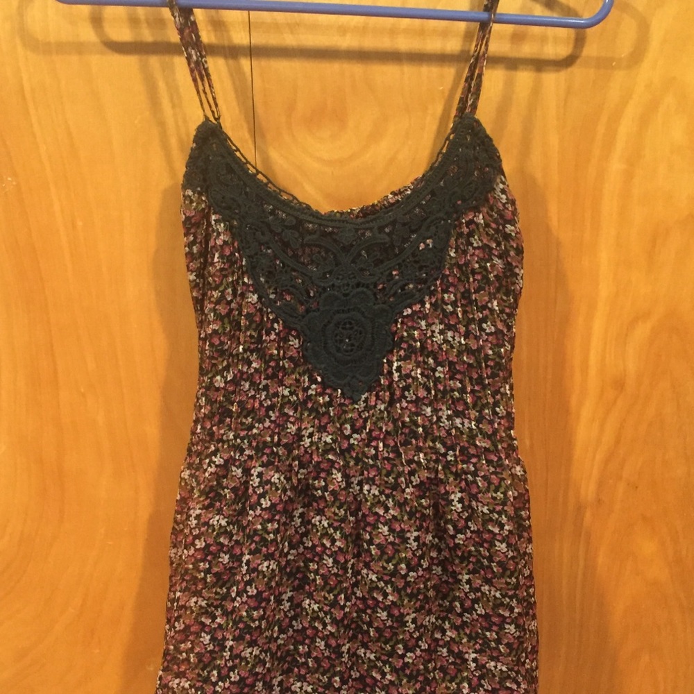 Floral, flowy top